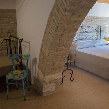 Bed and Breakfast Residenza Delle Grazie Miglionico Экстерьер фото