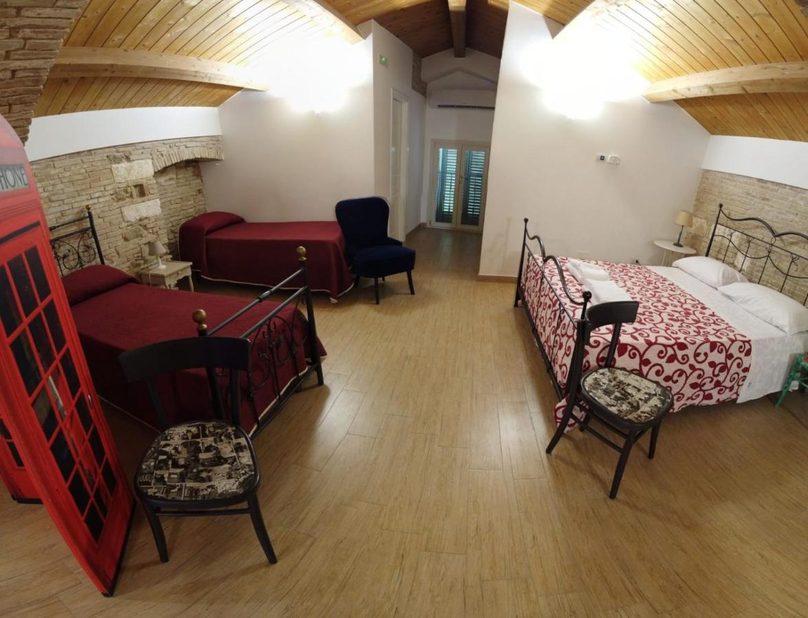 Bed and Breakfast Residenza Delle Grazie Miglionico Экстерьер фото