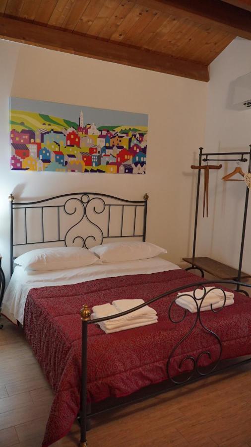 Bed and Breakfast Residenza Delle Grazie Miglionico Экстерьер фото