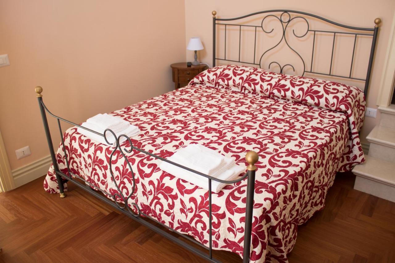 Bed and Breakfast Residenza Delle Grazie Miglionico Экстерьер фото