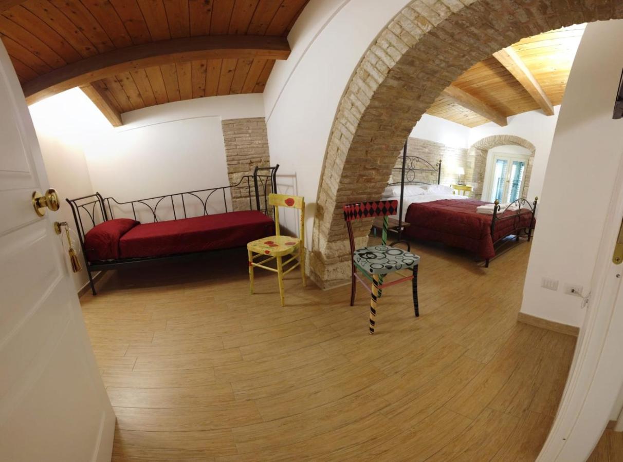 Bed and Breakfast Residenza Delle Grazie Miglionico Экстерьер фото