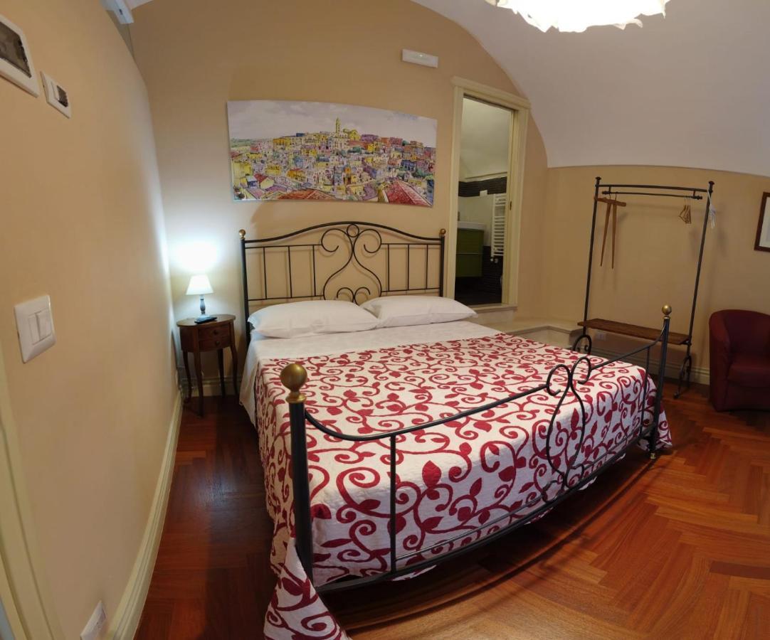 Bed and Breakfast Residenza Delle Grazie Miglionico Экстерьер фото