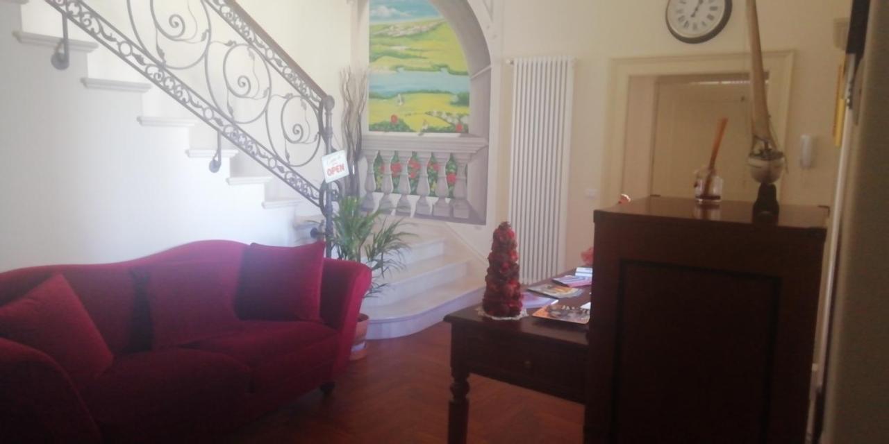 Bed and Breakfast Residenza Delle Grazie Miglionico Экстерьер фото