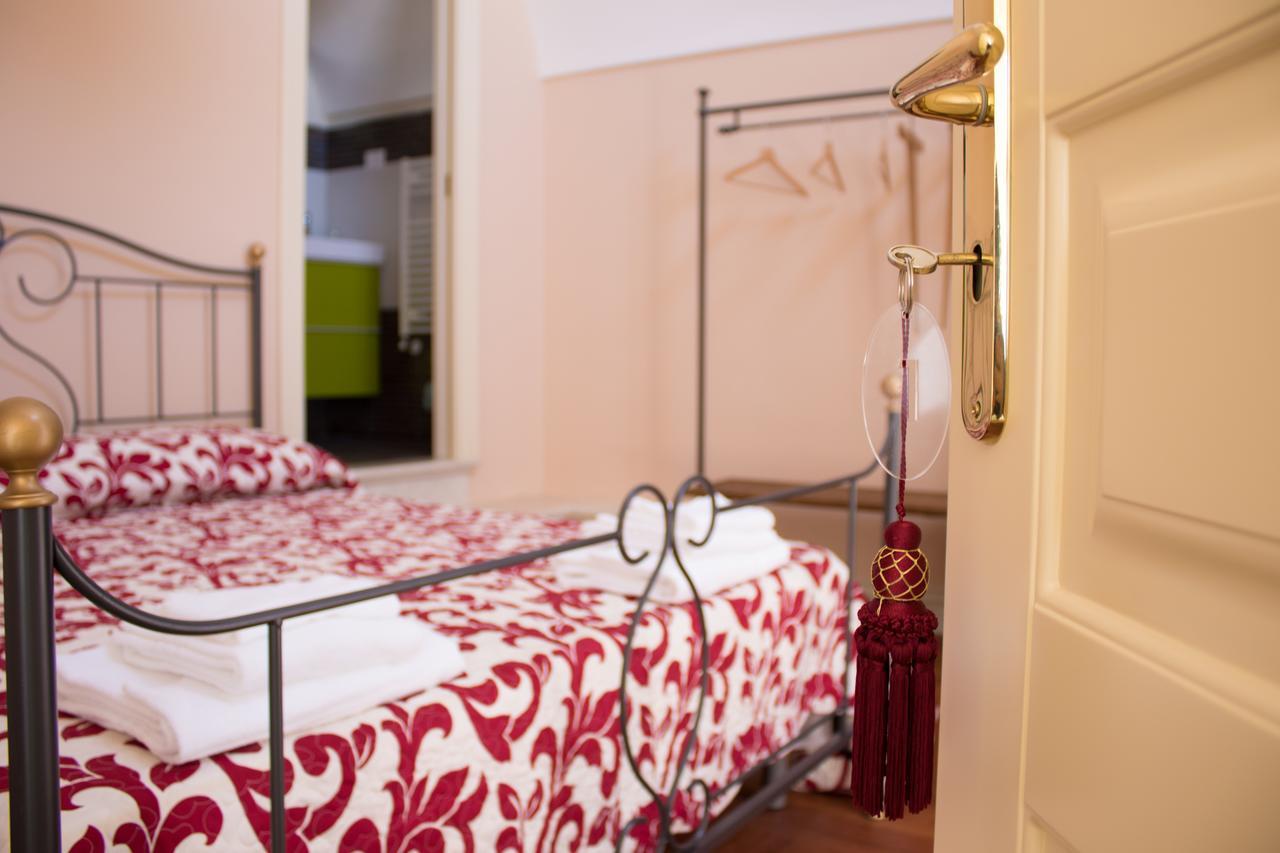 Bed and Breakfast Residenza Delle Grazie Miglionico Экстерьер фото